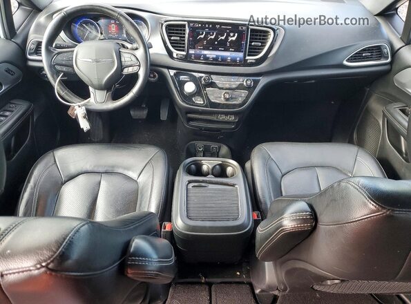 2C4RC1BG9MR607797 2021 CHRYSLER PACIFICA Белый Вид панели приборов