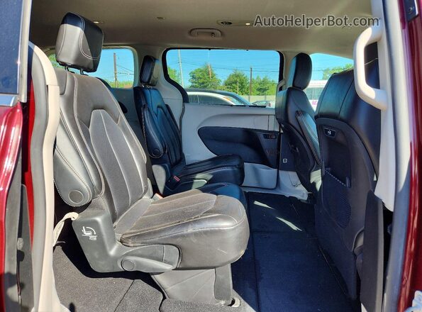 2C4RC1BG9PR505470 2023 CHRYSLER PACIFICA Burgundy Vista interior trasera