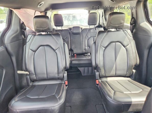 2C4RC1BG9SR570439 2025 CHRYSLER PACIFICA Black Вид задніх сидінь