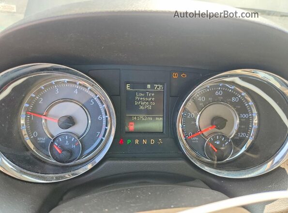 2C4RC1BGXGR112769 2016 CHRYSLER TOWN Gold Vista del cuadro de instrumentos