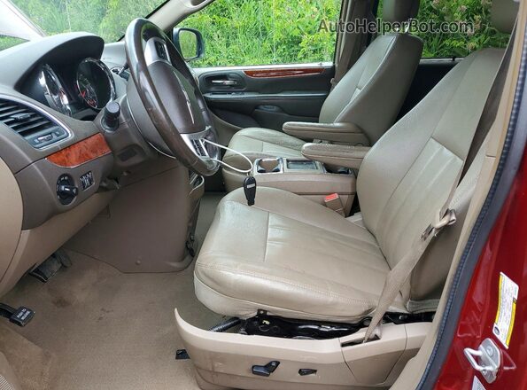 2C4RC1BGXGR166248 2016 CHRYSLER TOWN Burgundy Սալոնի դիմացի տեսք