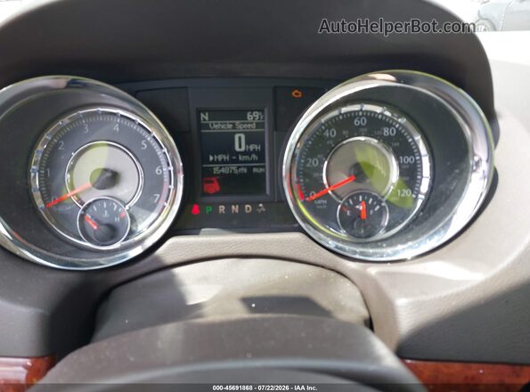 2C4RC1BGXGR287930 2016 CHRYSLER TOWN & COUNTRY White Widok tylnych siedzeń