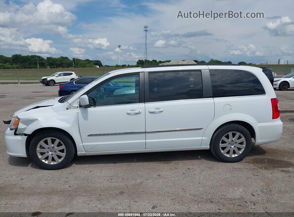 2C4RC1BGXGR287930 2016 CHRYSLER TOWN & COUNTRY White Widok wnętrza 360 stopni