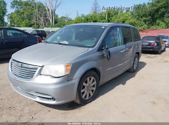 2C4RC1BGXGR288317 2016 CHRYSLER TOWN & COUNTRY Серебряный Передняя левая четверть