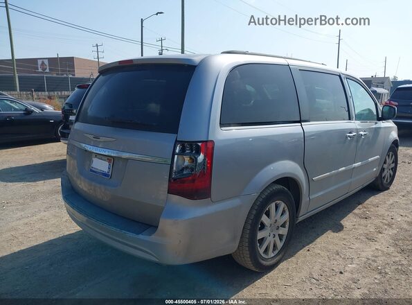2C4RC1BGXGR288317 2016 CHRYSLER TOWN & COUNTRY Серебряный Задняя правая четверть