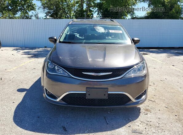2C4RC1BGXHR676262 2017 CHRYSLER PACIFICA Gray წინა ხედი