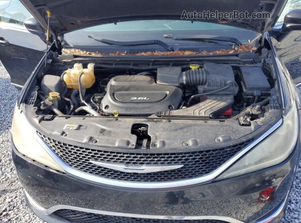 2C4RC1BGXHR787832 2017 CHRYSLER PACIFICA Black Widok komory silnika