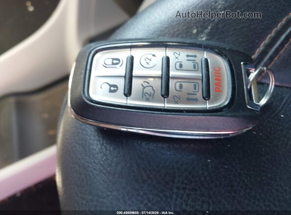 2C4RC1BGXJR123567 2018 CHRYSLER PACIFICA Dark Blue Առջևի վահանակի տեսք