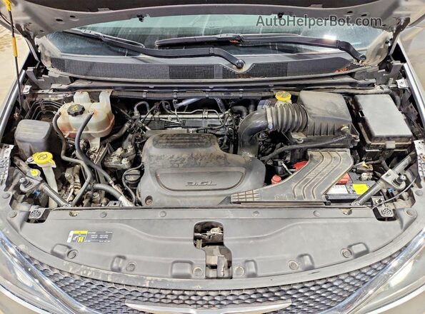 2C4RC1BGXKR732398 2019 CHRYSLER PACIFICA Silver Շարժիչի բաժամունքի տեսք