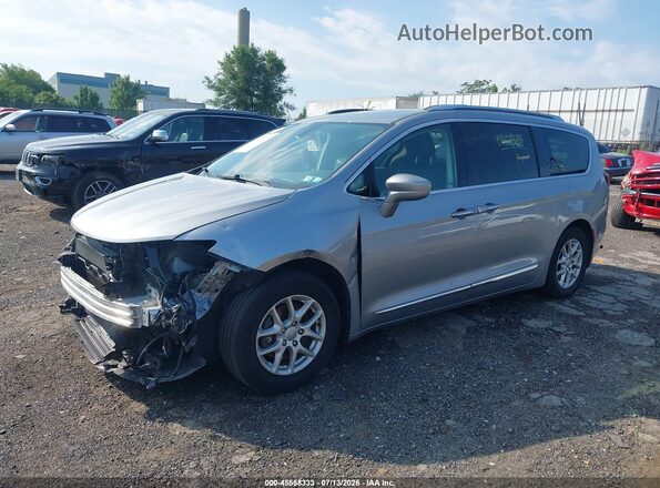 2C4RC1BGXLR285072 2020 CHRYSLER PACIFICA Silver Front left