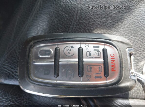 2C4RC1BGXLR285072 2020 CHRYSLER PACIFICA Silver Dashboard view