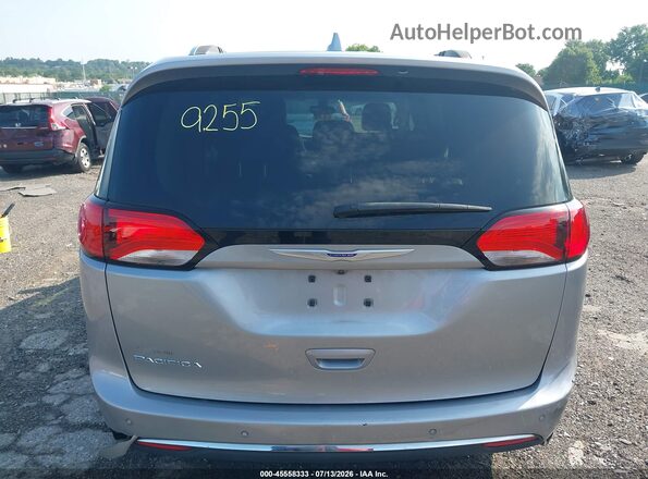 2C4RC1BGXLR285072 2020 CHRYSLER PACIFICA Silver 