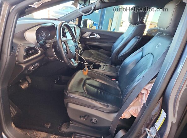 2C4RC1BGXMR593098 2021 CHRYSLER PACIFICA Gray Front interior view