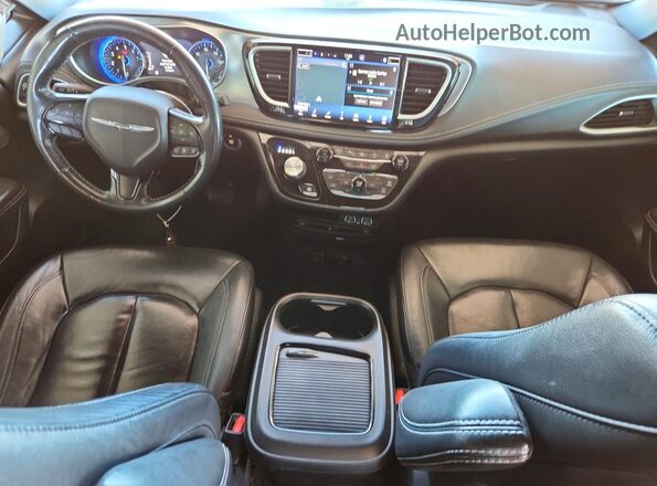 2C4RC1BGXMR593098 2021 CHRYSLER PACIFICA Gray Dashboard view