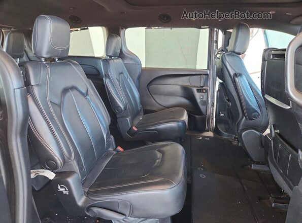 2C4RC1BGXMR593098 2021 CHRYSLER PACIFICA Gray Rear interior view