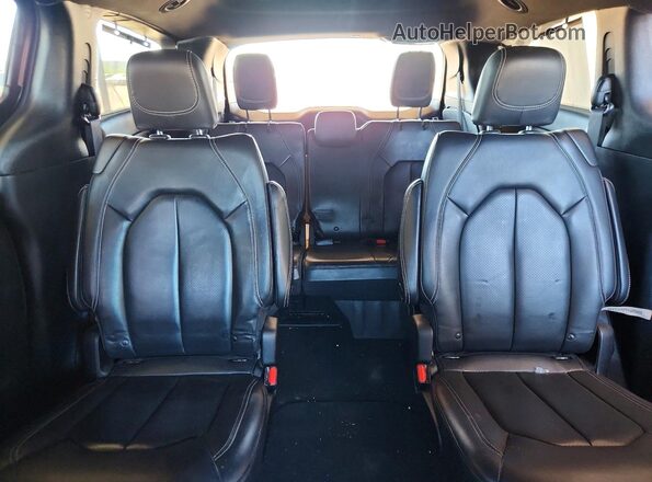 2C4RC1BGXMR593098 2021 CHRYSLER PACIFICA Gray Rear seats view