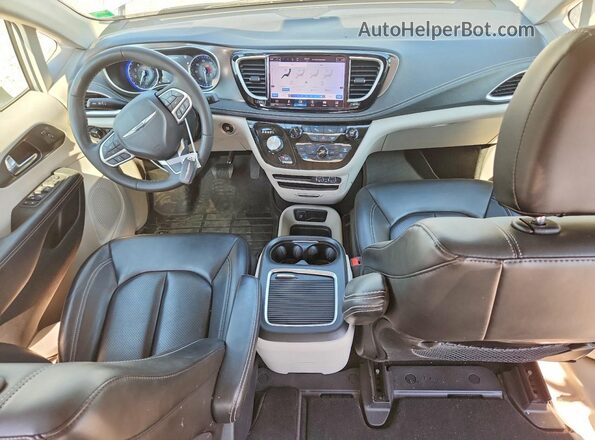 2C4RC1BGXPR506899 2023 CHRYSLER PACIFICA White Widok deski rozdzielczej