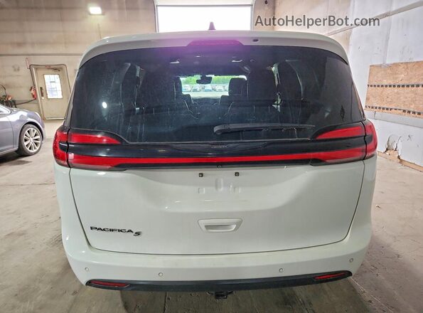 2C4RC1BGXPR509012 2023 CHRYSLER PACIFICA White Вид ззаду