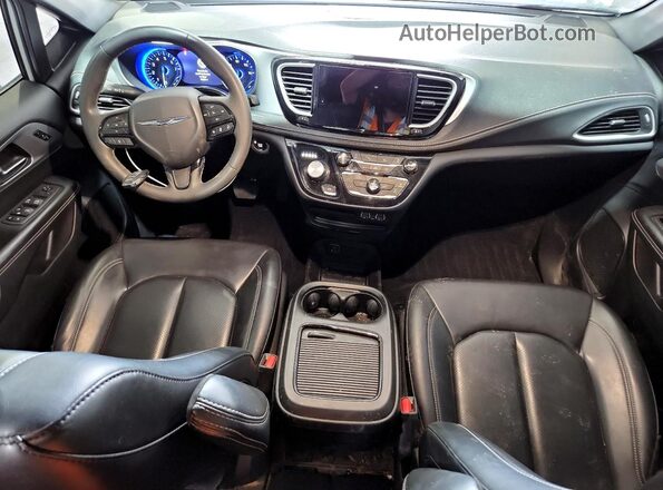 2C4RC1BGXPR509012 2023 CHRYSLER PACIFICA White Вид панелі приладів
