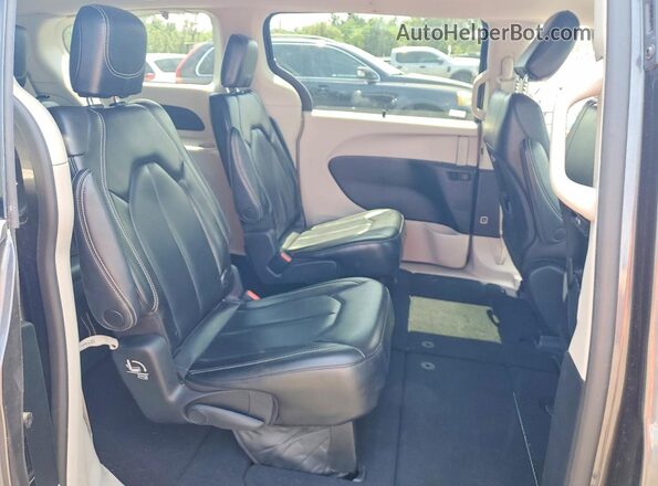 2C4RC1BGXPR546626 2023 CHRYSLER PACIFICA Серый Вид задней части салона