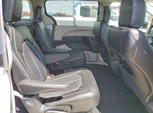 2C4RC1BGXRR159013 2024 CHRYSLER PACIFICA Белый Вид задней части салона