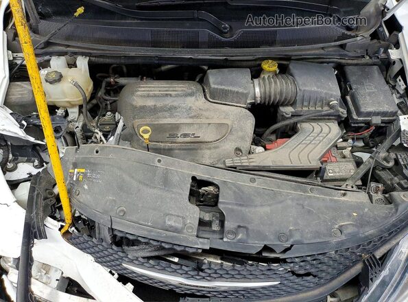 2C4RC1CG0PR511298 2023 CHRYSLER VOYAGER Белый Вид подкапотного пространства
