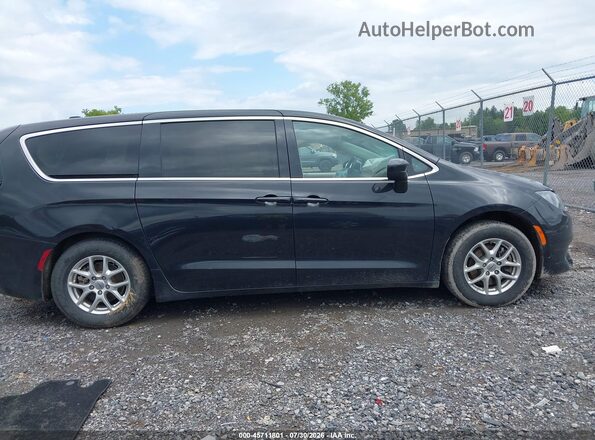 2C4RC1CG1PR535688 2023 CHRYSLER VOYAGER Black Widok wnętrza 360 stopni