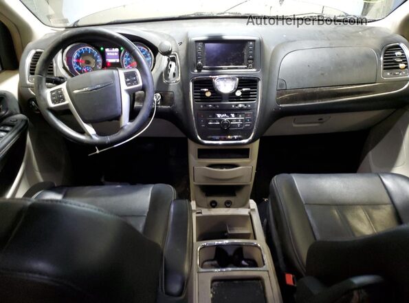 2C4RC1CG2GR240437 2016 CHRYSLER TOWN Blue Առջևի վահանակի տեսք