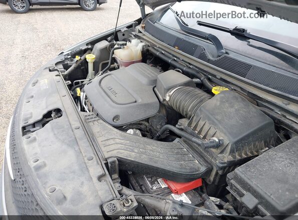 2C4RC1CG2MR577766 2021 CHRYSLER VOYAGER Silver Vista trasera