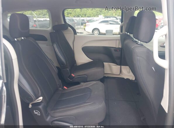 2C4RC1CG3PR525597 2023 CHRYSLER VOYAGER Black VIN კოდის სტიკერის ხედი