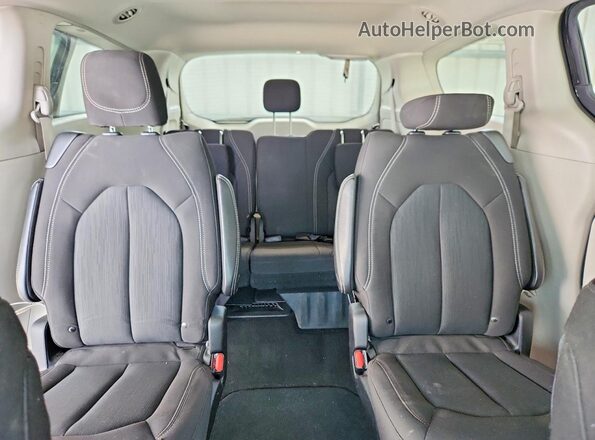 2C4RC1CG3PR557708 2023 CHRYSLER VOYAGER Черный Вид задних сидений