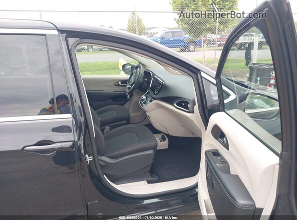 2C4RC1CG4NR165978 2022 CHRYSLER VOYAGER Black წინა სალონის ხედი