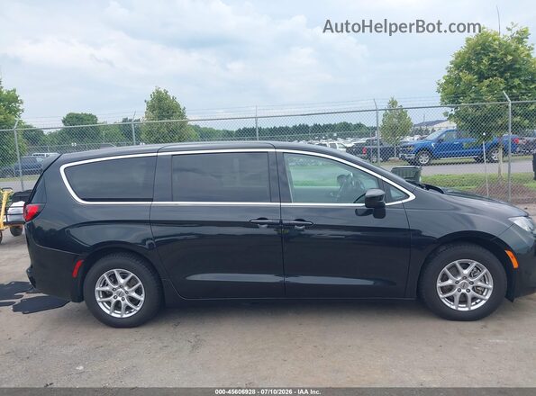 2C4RC1CG4NR165978 2022 CHRYSLER VOYAGER Black უკანა სალონის ხედი