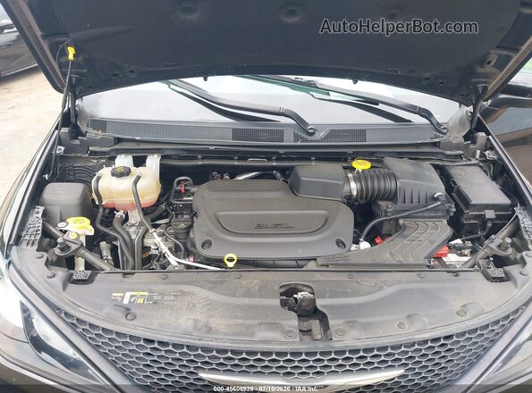 2C4RC1CG4NR165978 2022 CHRYSLER VOYAGER Black უკანა ხედი