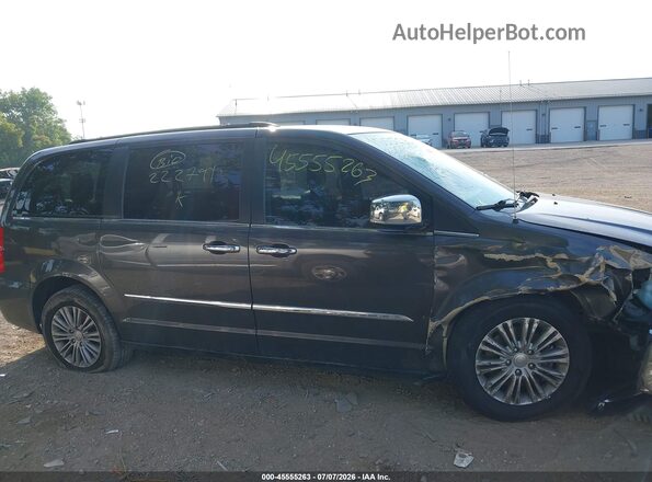 2C4RC1CG7GR222791 2016 CHRYSLER TOWN & COUNTRY Gray Вид задньої частини салону