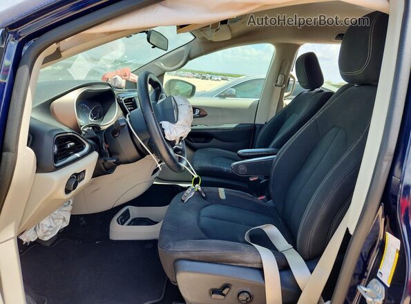 2C4RC1CG7LR134530 2020 CHRYSLER VOYAGER Blue Vista interior delantera