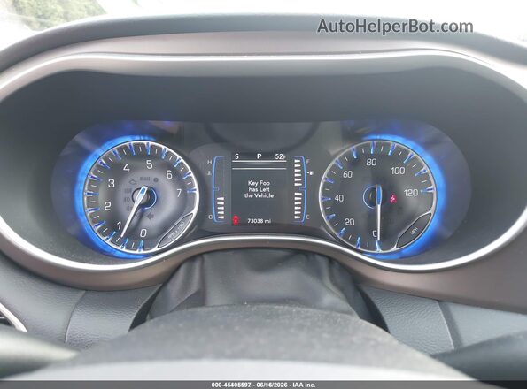 2C4RC1CG7LR237639 2020 CHRYSLER VOYAGER Белый Вид задних сидений