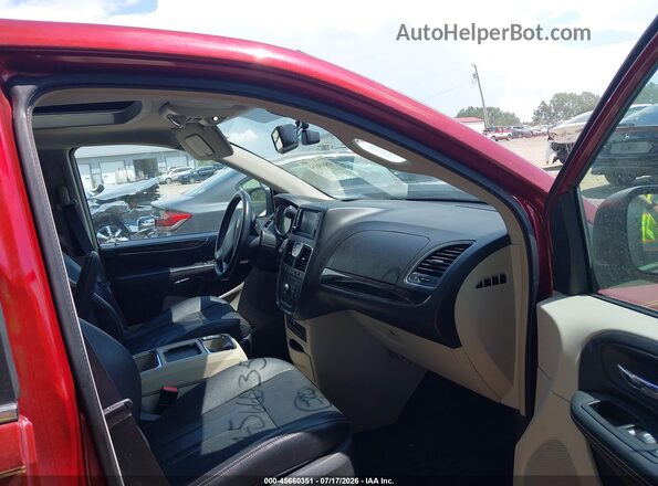 2C4RC1CG9GR302979 2016 CHRYSLER TOWN & COUNTRY Red Vista interior delantera