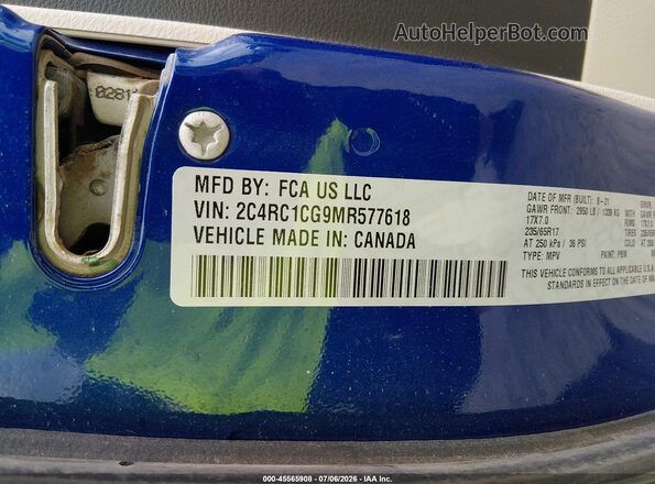 2C4RC1CG9MR577618 2021 CHRYSLER VOYAGER Blue ძრავის განყოფილების ხედი