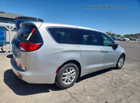 2C4RC1CG9PR553999 2023 CHRYSLER VOYAGER Silver Trasero derecho
