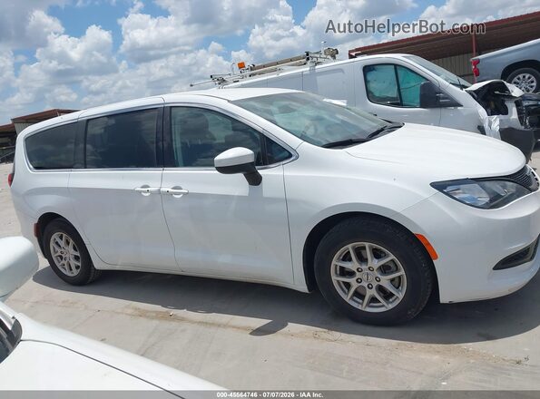 2C4RC1CG9PR601923 2023 CHRYSLER VOYAGER Белый Вид задней части салона
