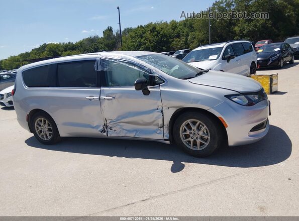 2C4RC1CG9RR135221 2024 CHRYSLER VOYAGER Silver Սարքավորումների վահանակի տեսք