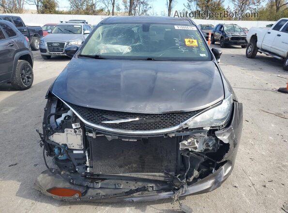 2C4RC1CGXLR105426 2020 CHRYSLER VOYAGER Gray Vista frontal