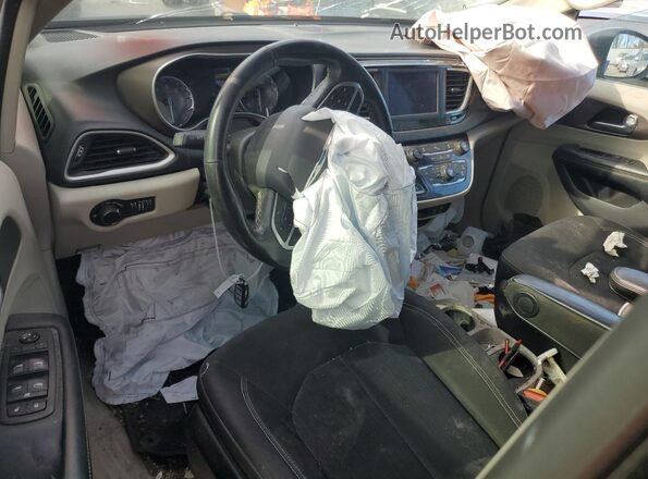 2C4RC1CGXLR105426 2020 CHRYSLER VOYAGER Gray Vista del salpicadero