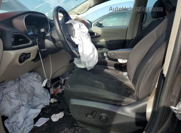 2C4RC1CGXLR105426 2020 CHRYSLER VOYAGER Gray Vista interior delantera