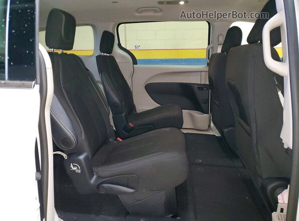 2C4RC1CGXPR568060 2023 CHRYSLER VOYAGER White Rear interior view