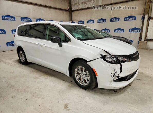 2C4RC1CGXRR146714 2024 CHRYSLER VOYAGER White Front right