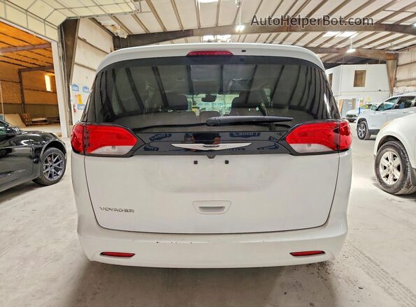 2C4RC1CGXRR146714 2024 CHRYSLER VOYAGER White Rear view