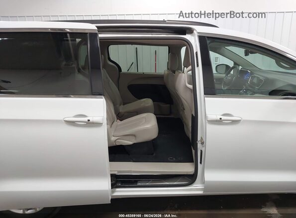 2C4RC1DG1MR520084 2021 CHRYSLER VOYAGER White VIN კოდის სტიკერის ხედი