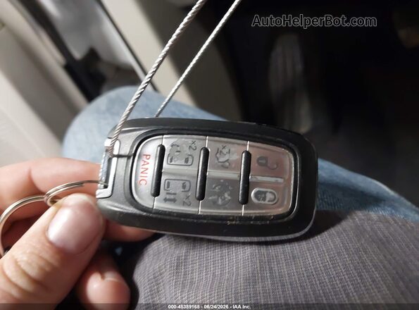 2C4RC1DG1MR520084 2021 CHRYSLER VOYAGER White წინა პანელის ხედი
